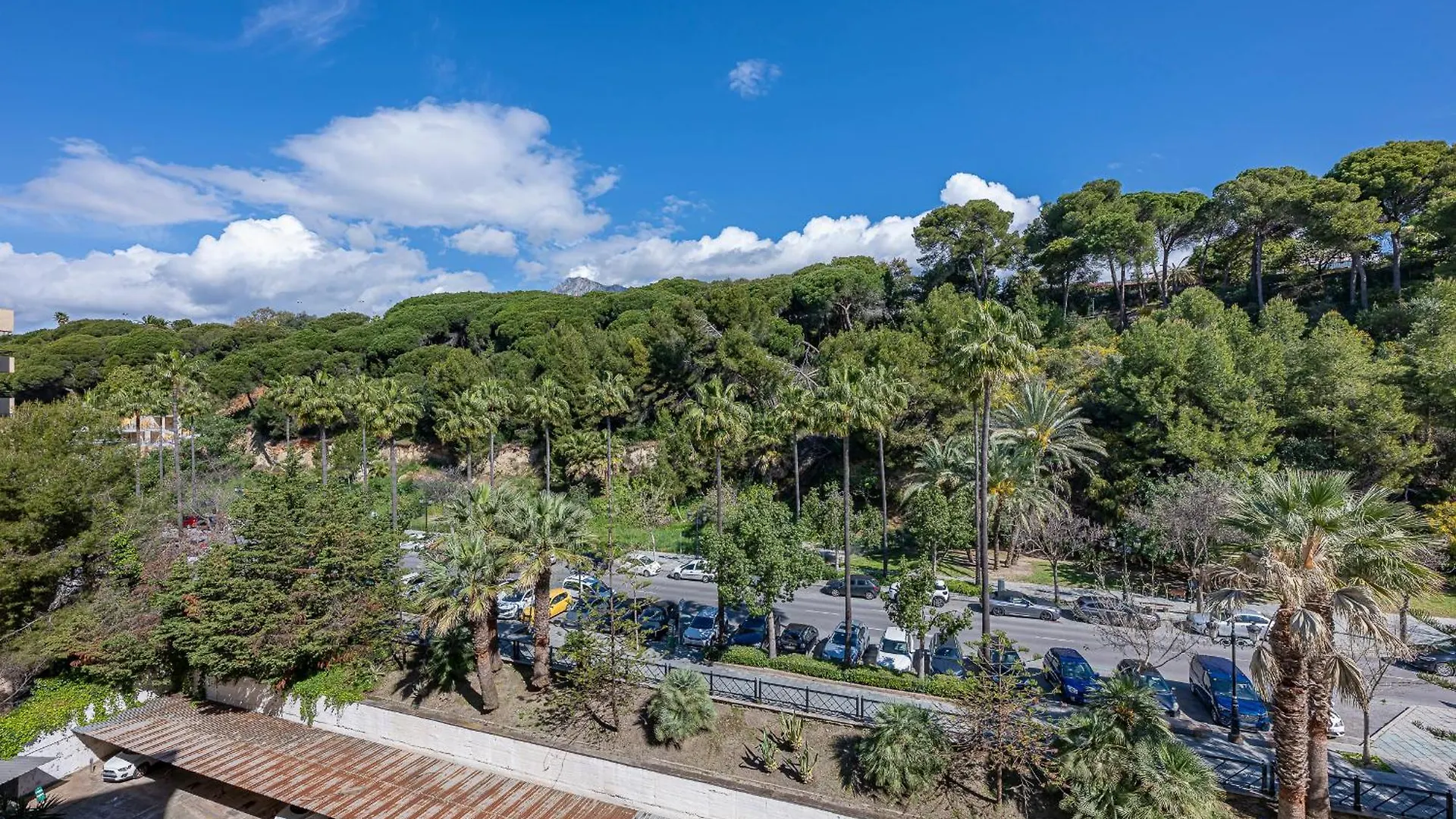 Dolmen Group- Apartment Marbella Ricardo Soriano
