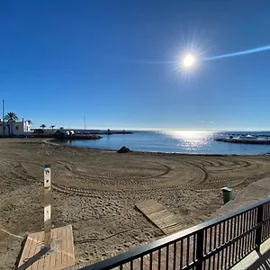 Elfaro Apartment