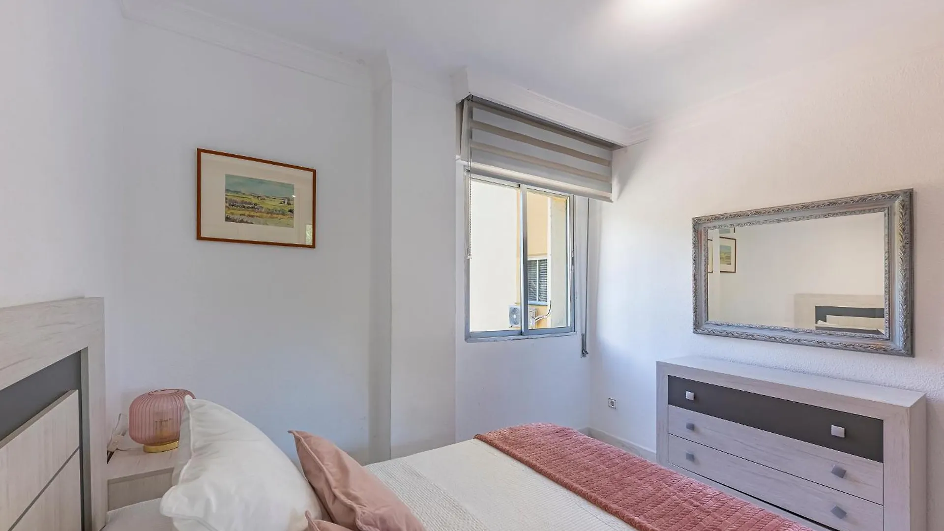 Dolmen Group- Apartment Marbella Ricardo Soriano Spain