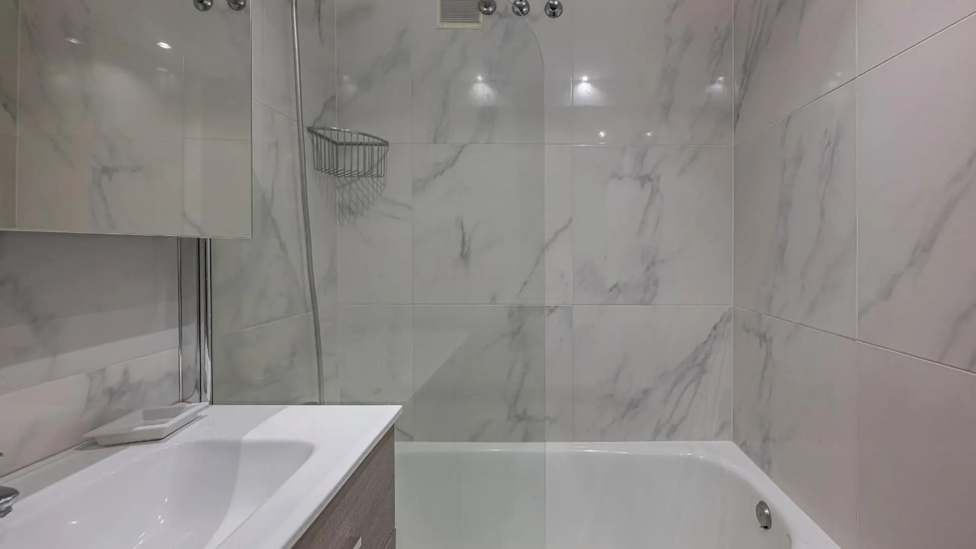 Dolmen Group- Apartment Marbella Ricardo Soriano