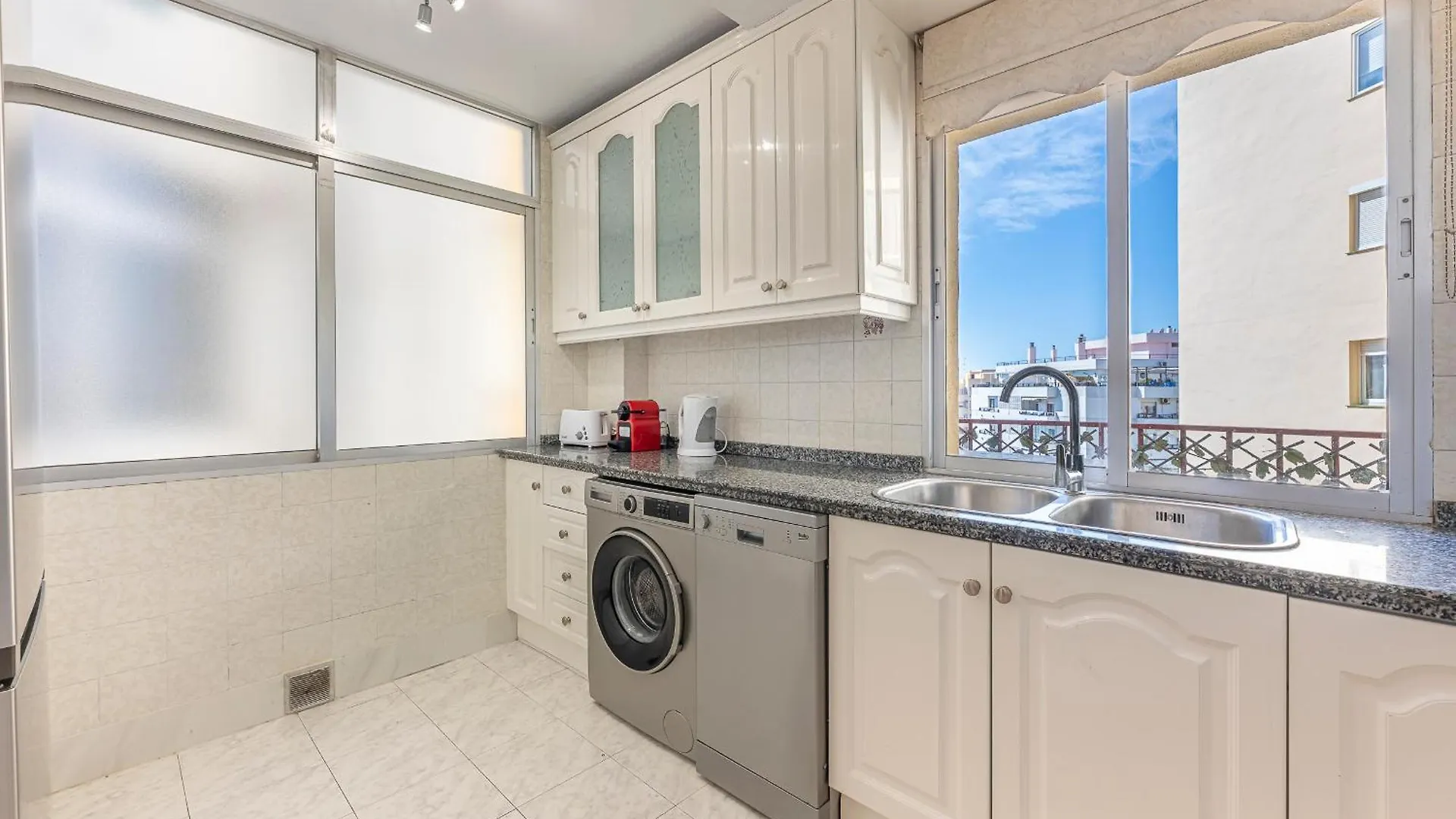 Dolmen Group- Apartment Marbella Ricardo Soriano 0*,