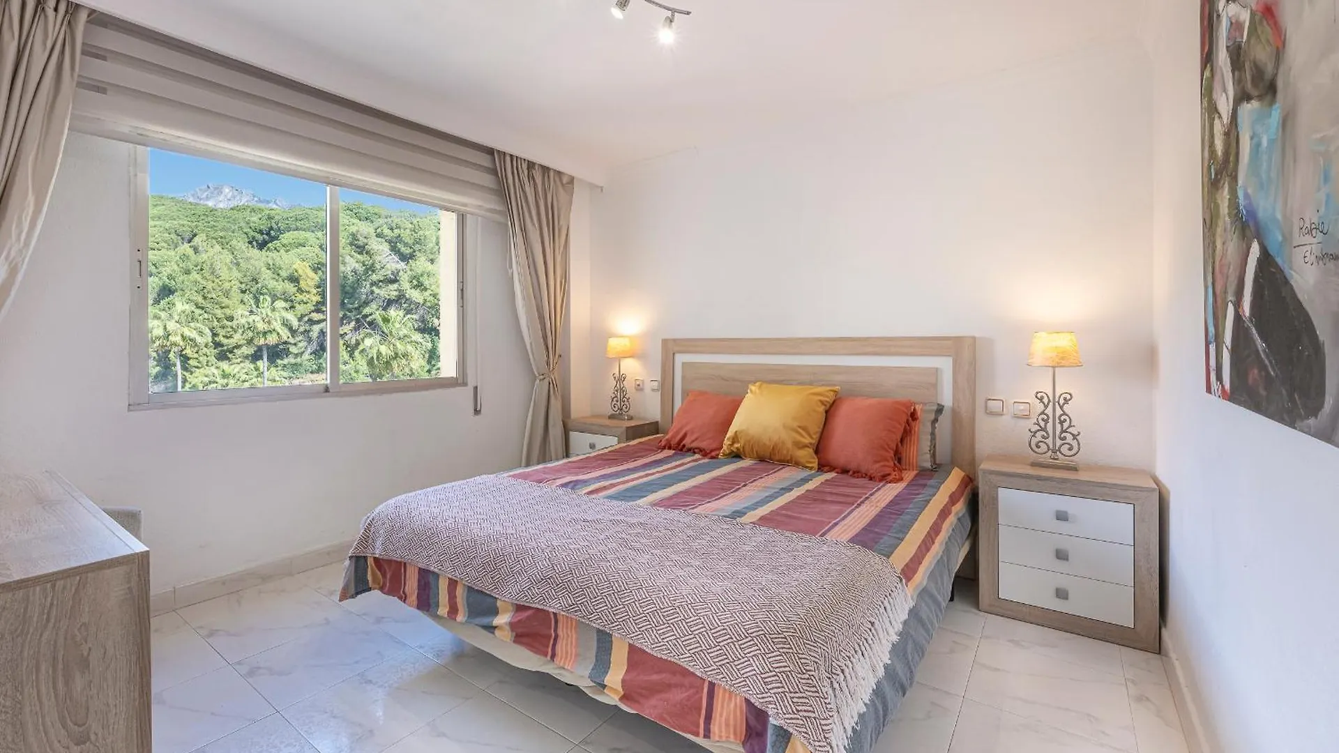 Dolmen Group- Apartment Marbella Ricardo Soriano 0*,  Spain